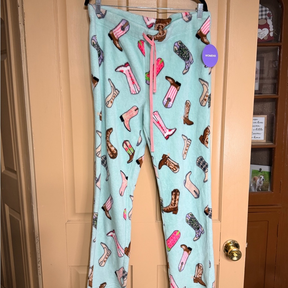 Women’s Light Aqua Fleece Pajama Pants with Boot‎ Print